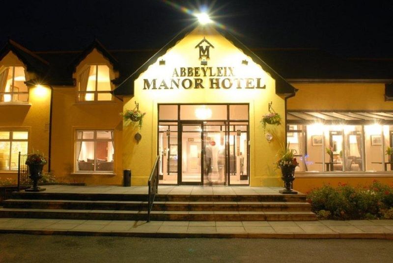 The Abbeyleix Manor Hotel Exterior photo